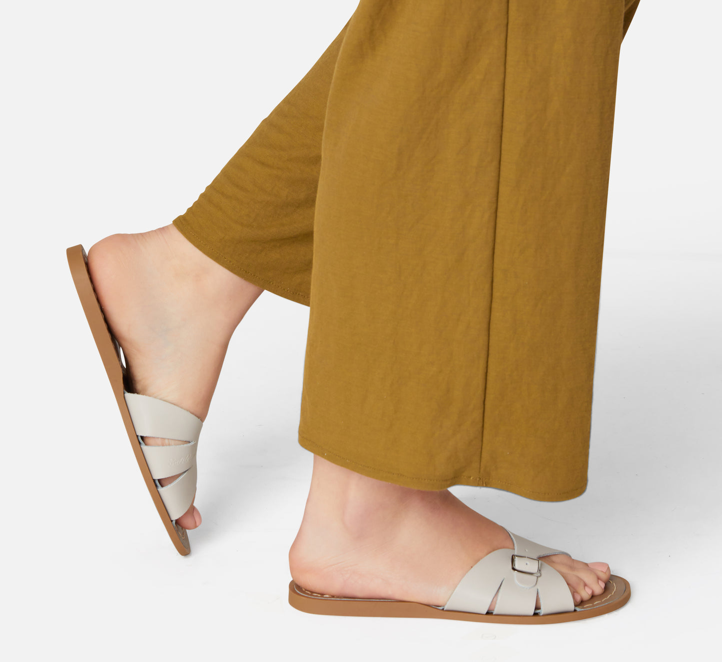 Classic Slide Stone (Women)